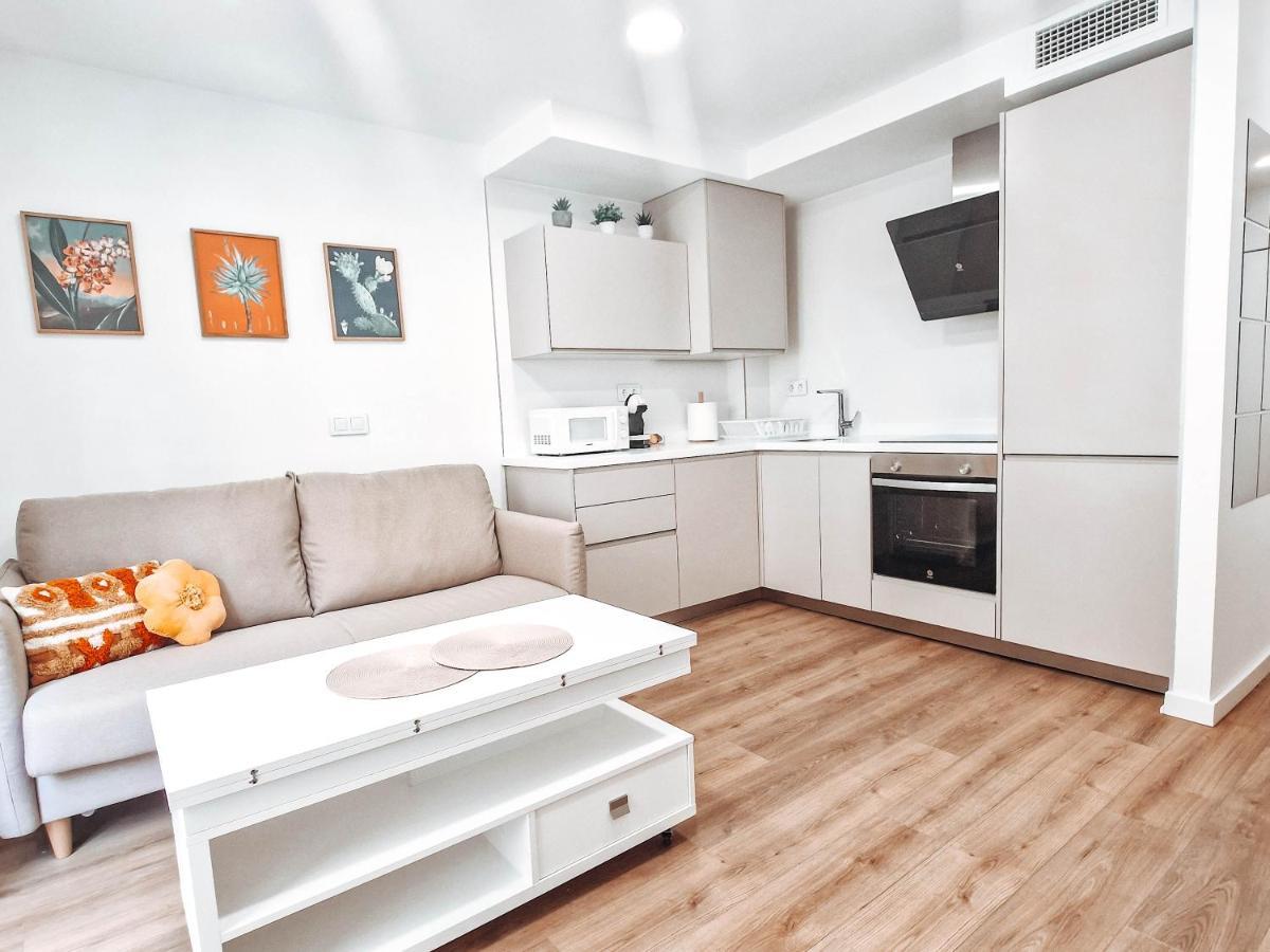 Apartamento Tiendas 8 アルメリア エクステリア 写真
