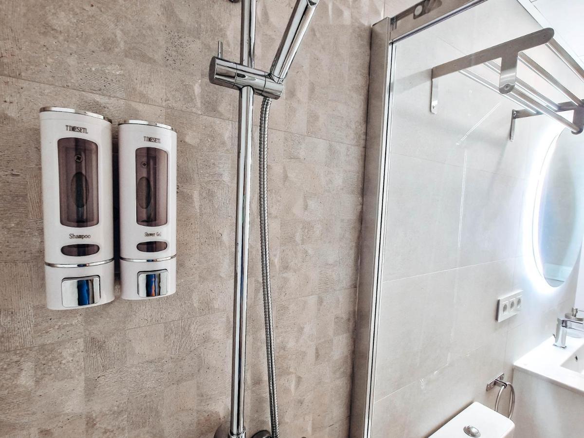 Apartamento Tiendas 8 アルメリア エクステリア 写真
